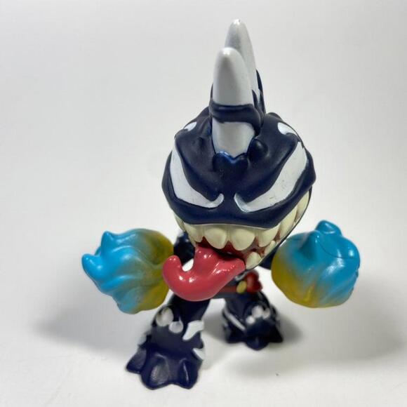 Funko Mystery Mini Marvel Venom Venomized Captain Marvel Vinyl Figure - Picture 1 of 4
